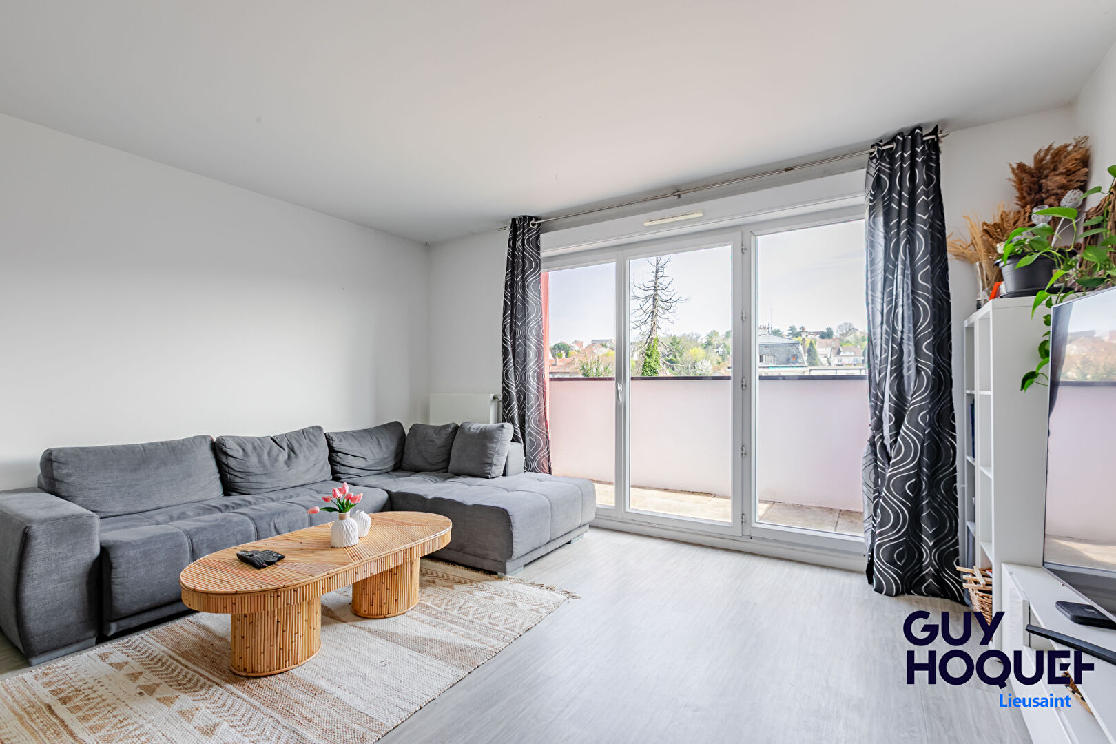 Appartement 4 pièces  récent avec magnifique vue à vendre à Corbeil Essonnes