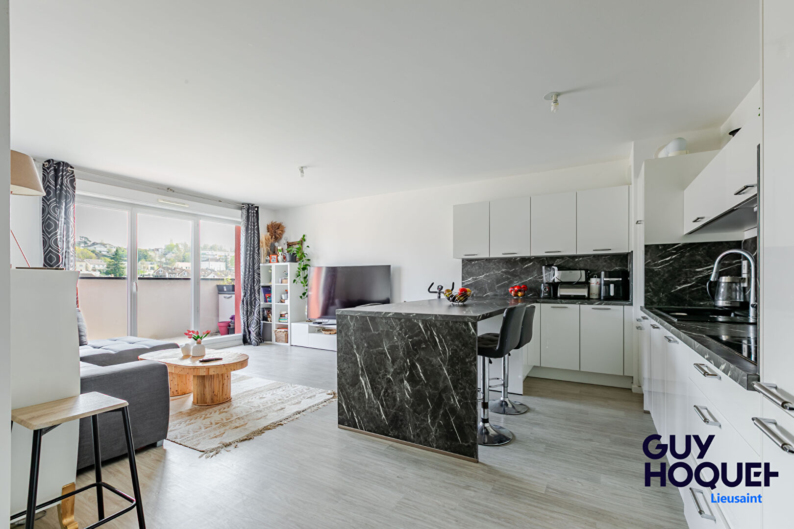 Appartement 4 pièces  récent avec magnifique vue à vendre à Corbeil Essonnes