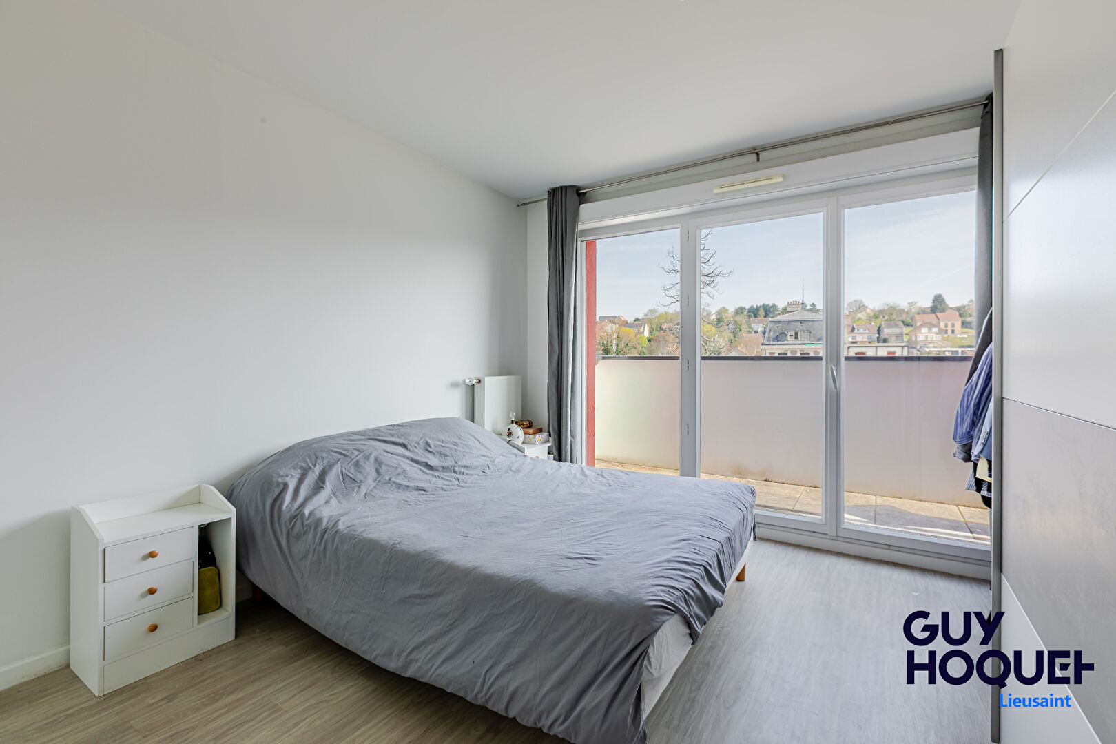 Appartement 4 pièces  récent avec magnifique vue à vendre à Corbeil Essonnes