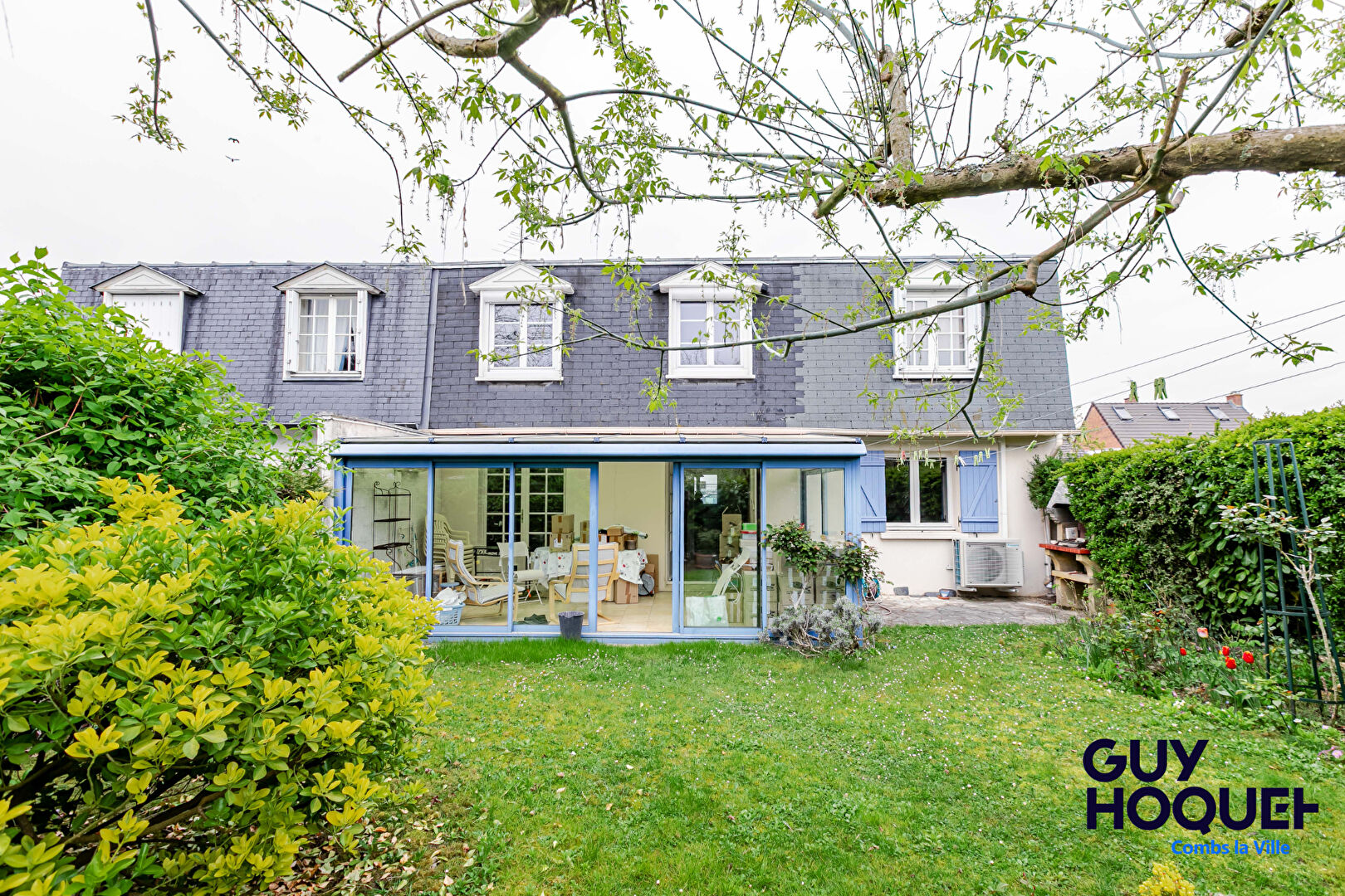 Maison 8 pièces à vendre à Combs-la-Ville -  6 chambres