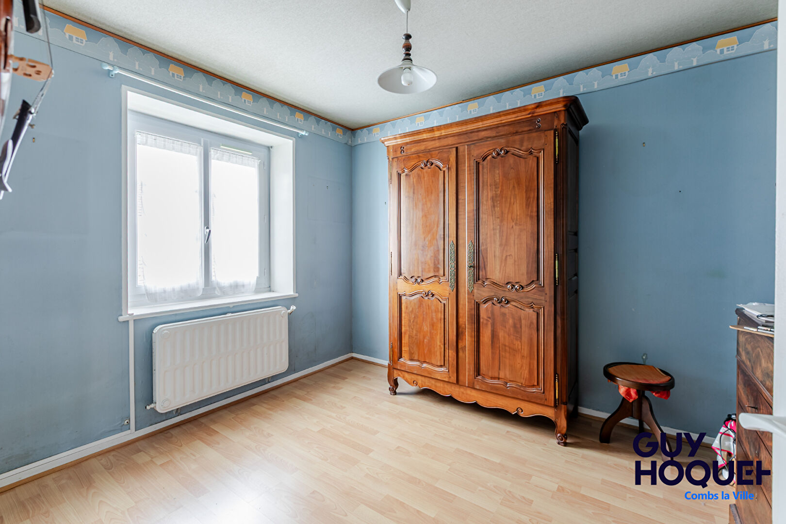 Maison 8 pièces à vendre à Combs-la-Ville -  6 chambres