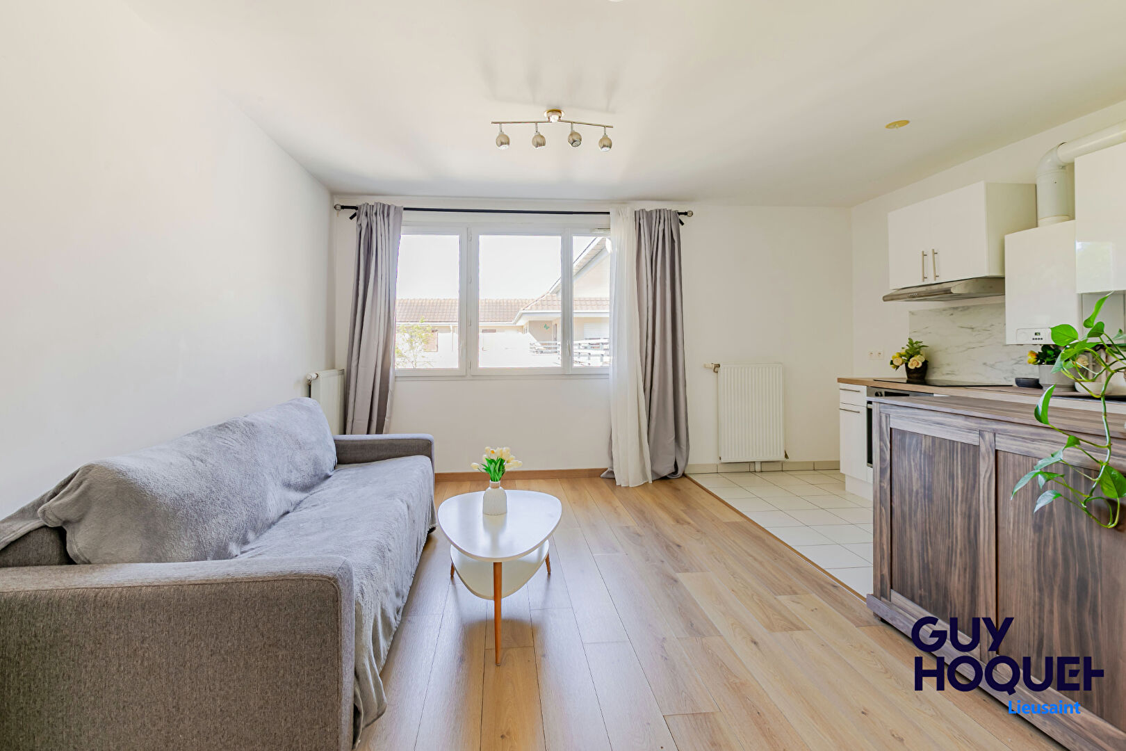 Appartement  2 pièces entièrement rénové à Saint-Pierre-Du-Perray