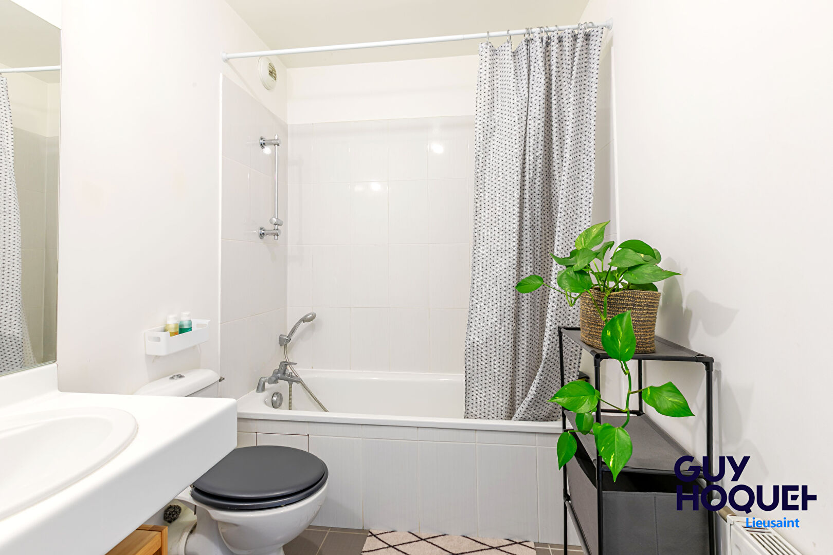 Appartement  2 pièces entièrement rénové à Saint-Pierre-Du-Perray