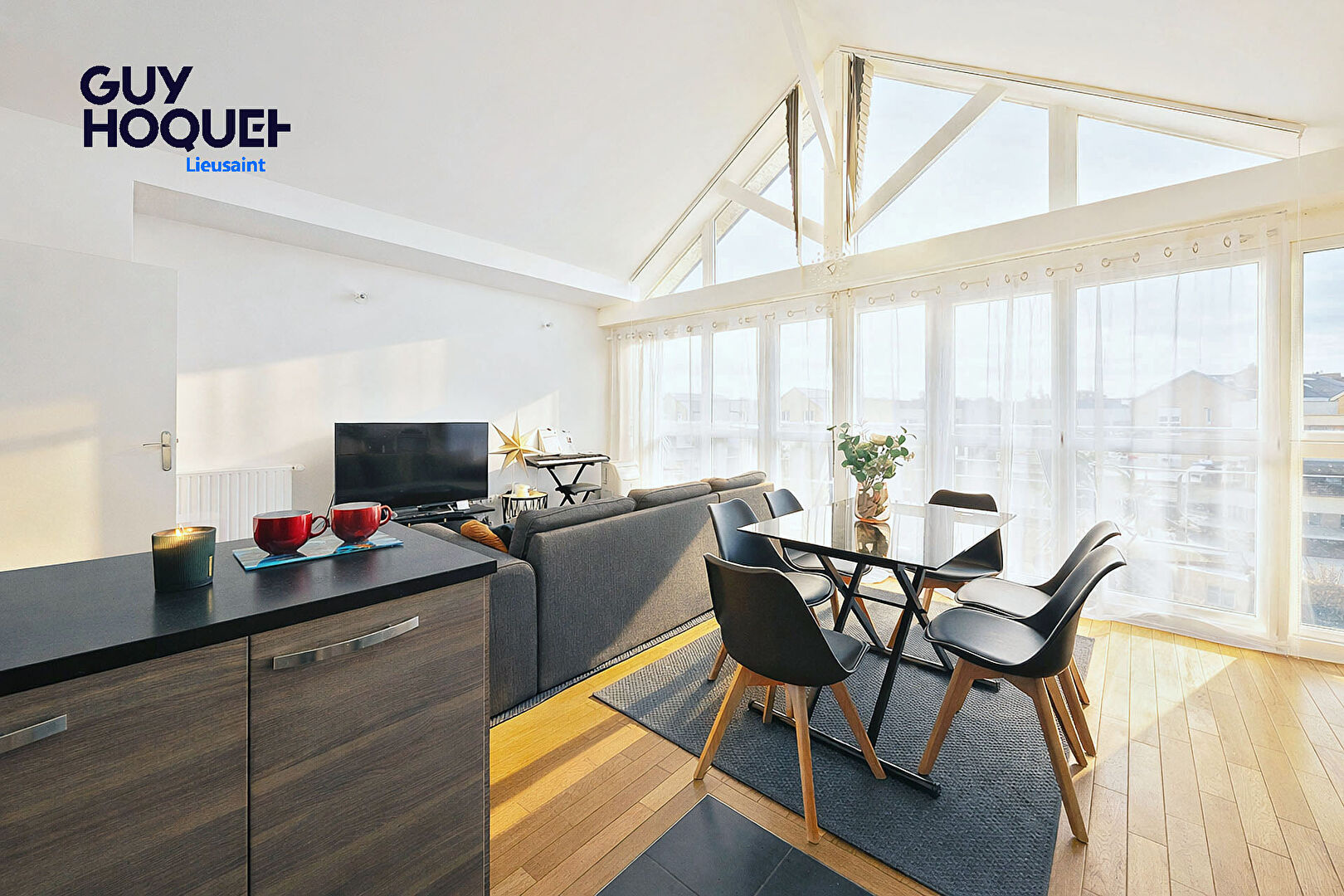 Magnifique appartement 3 pièce(s) avec séjour cathédral et 3 places de parking !