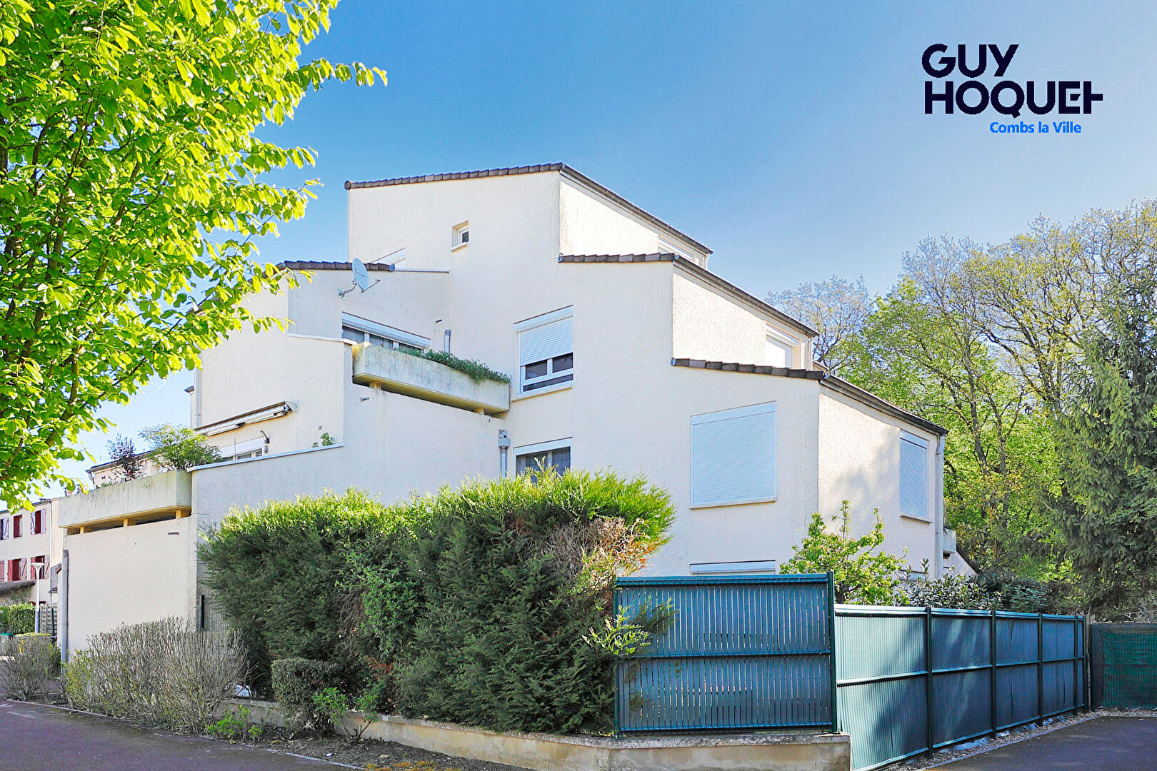 Appartement 4 pièces calme à vendre à Combs-la-Ville, secteur Bois l'Évêque