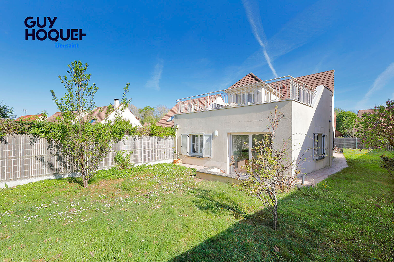 Maison  135 m² à vendre à Lieusaint - 6 pièces, 4 chambres dont une au RDC !