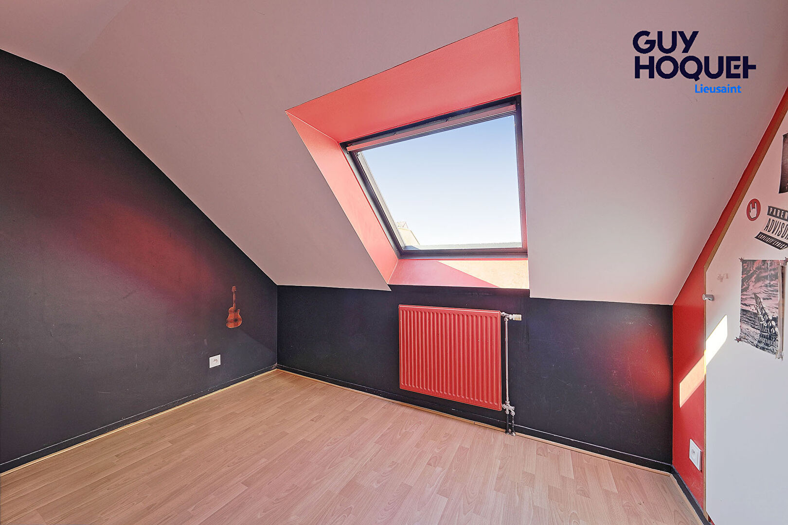 Maison  135 m² à vendre à Lieusaint - 6 pièces, 4 chambres dont une au RDC !