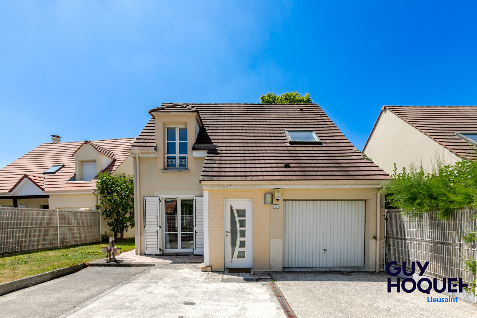 Maison  135 m² à vendre à Lieusaint - 6 pièces, 4 chambres dont une au RDC !