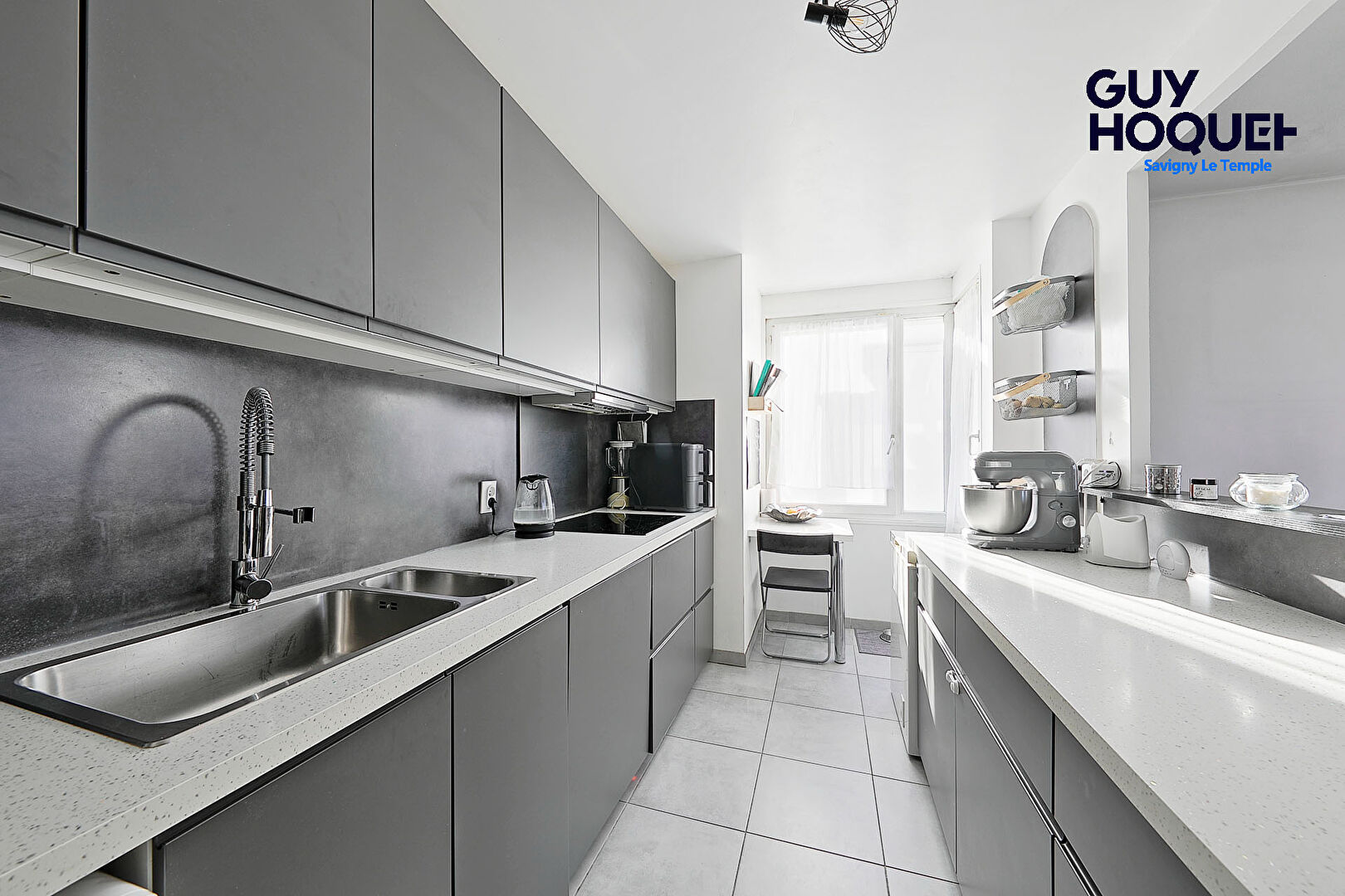 Appartement 4 pièce(s) 80 m2 - Terrasses - Box