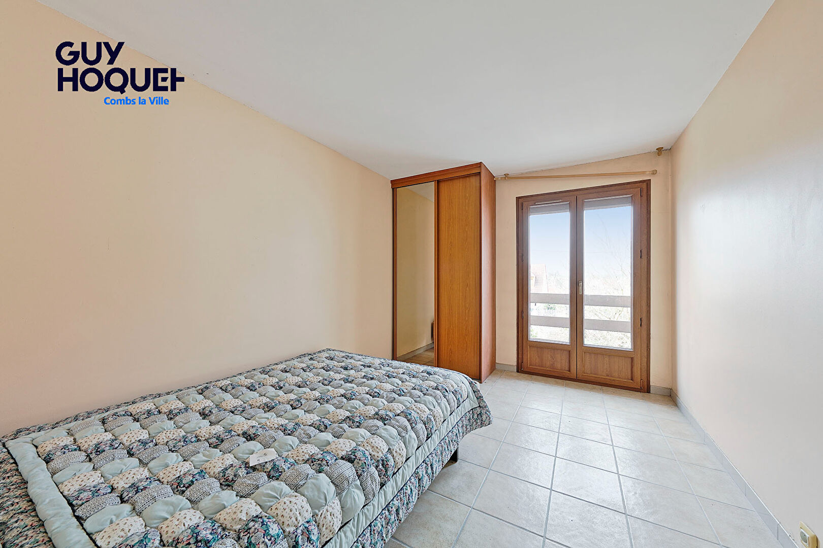 Maison  4 chambres  à vendre à Combs-la-Ville -