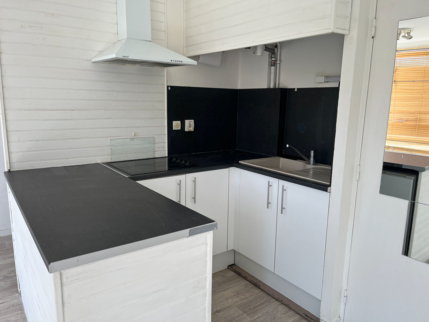 A vendre Studio lumineux proche gare