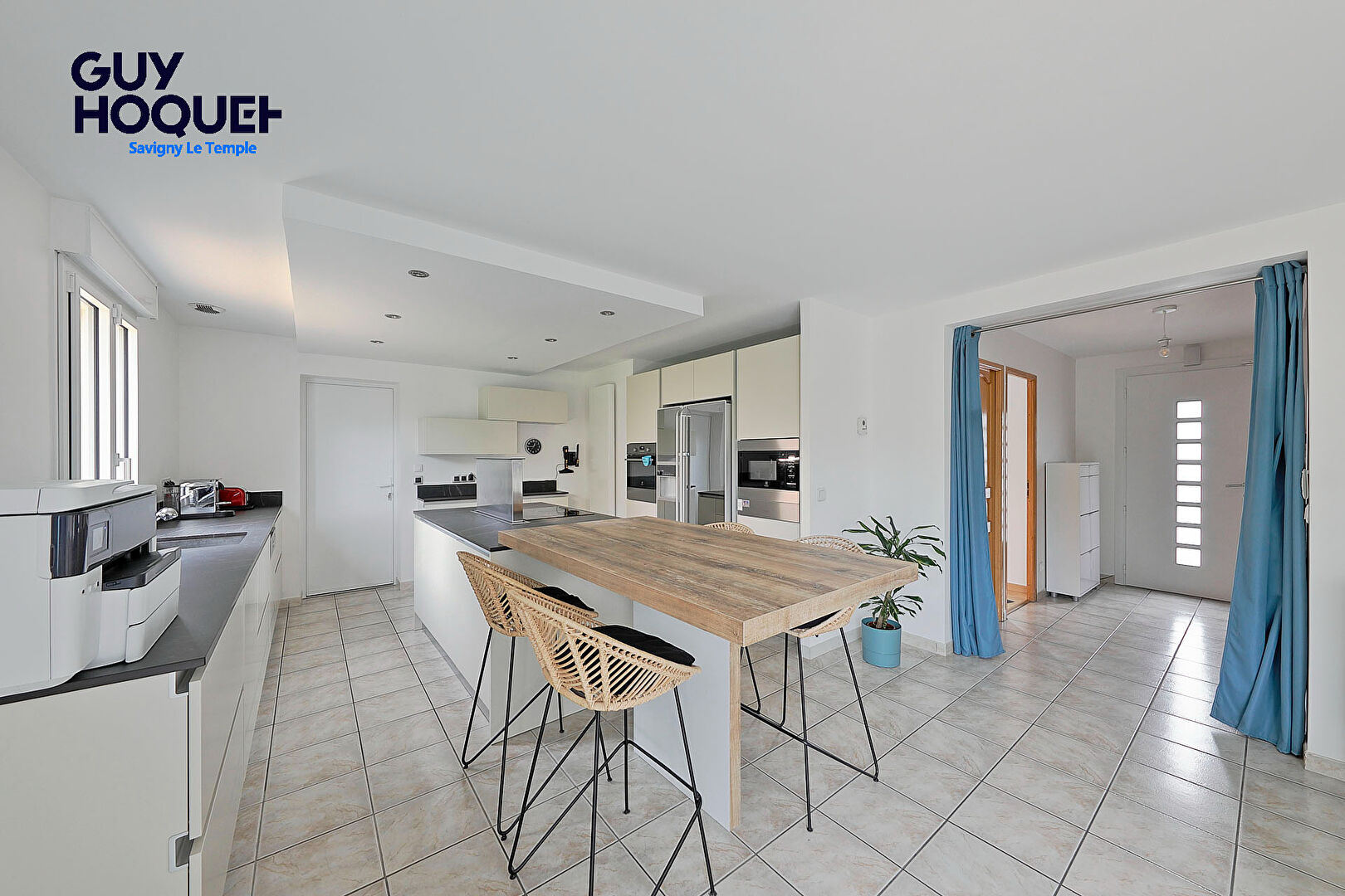 à Vendre Savigny Bourg - Maison de 5 chambres dont une au rdc - Super état.