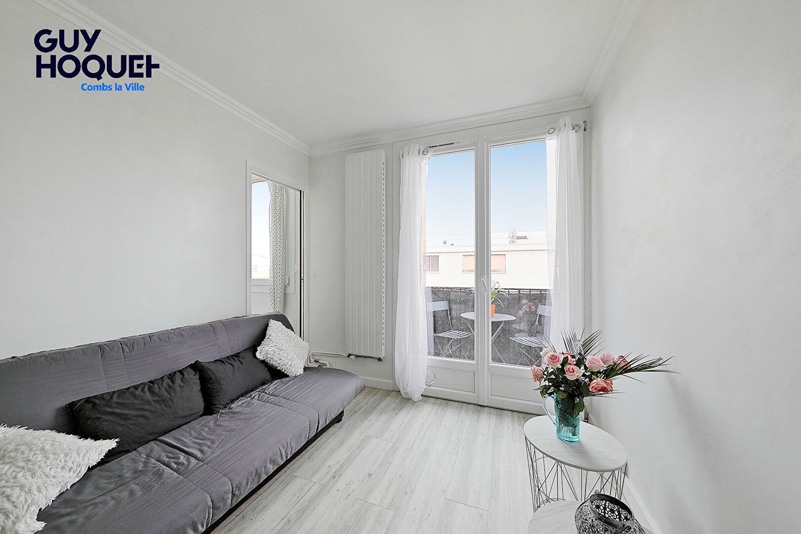 Studio Combs La Ville avec balcon et cave