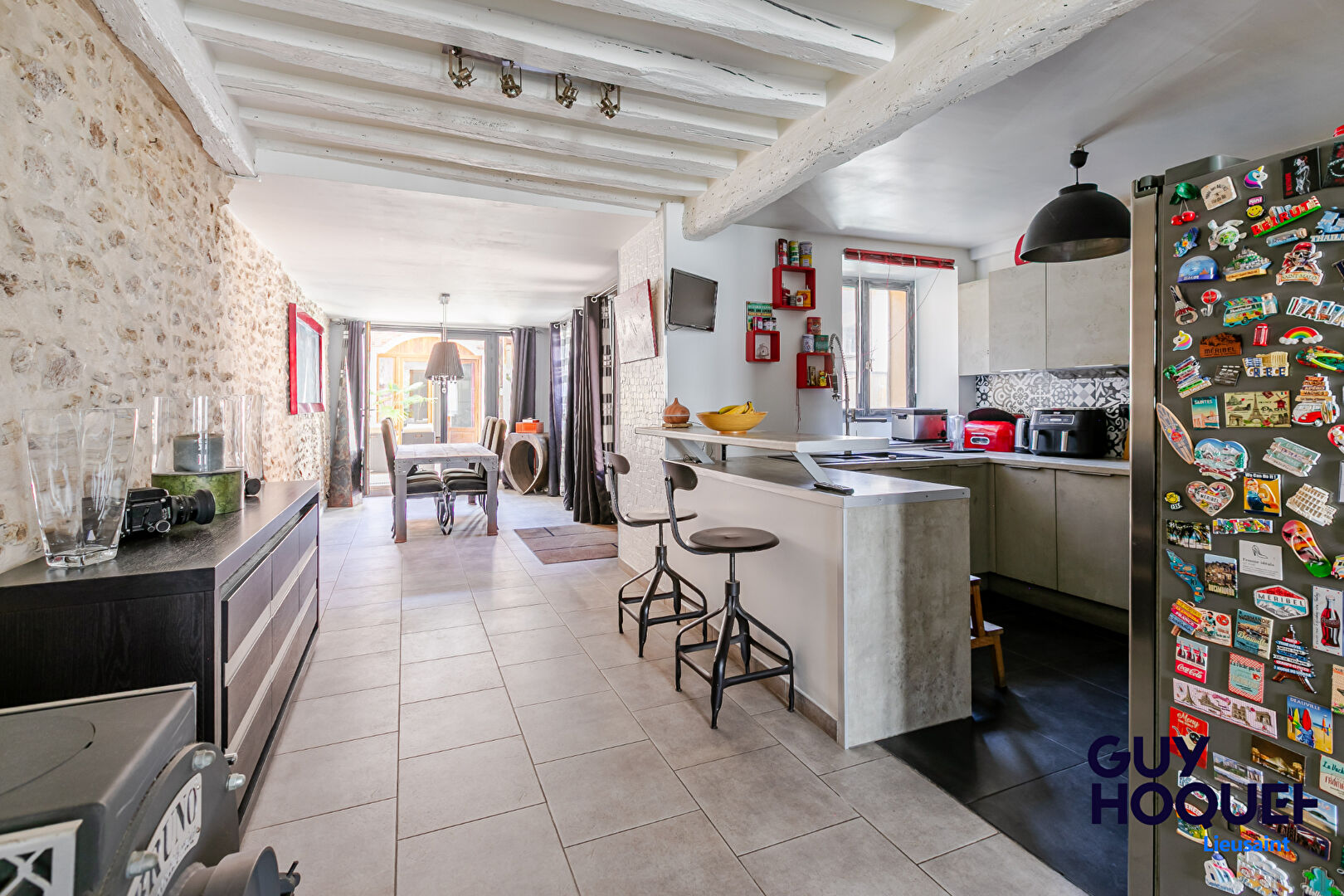 Maison de caractère de 166 m² avec dépendance et piscine à Lieusaint (77127)