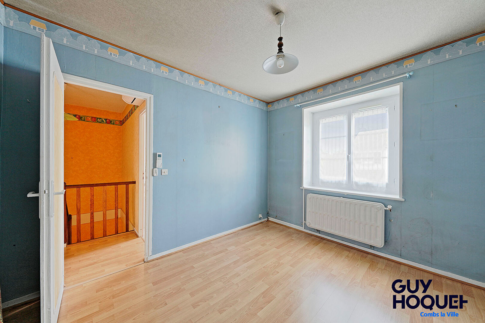 Maison 8 pièces à vendre à Combs-la-Ville -  6 chambres