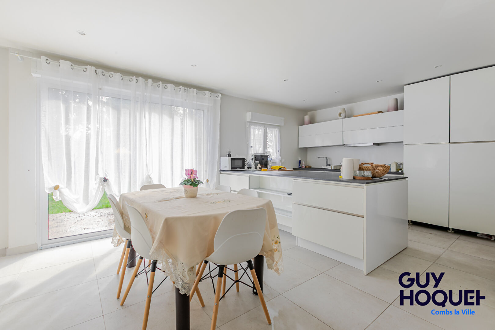 Maison 5 chambres à vendre à Combs-la-Ville - Bois l'Evêque 