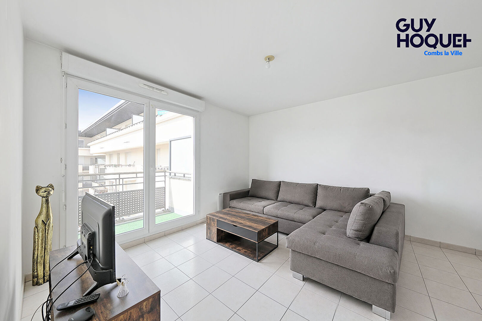 Appartement Combs La Ville 2 pièces avec terrasse