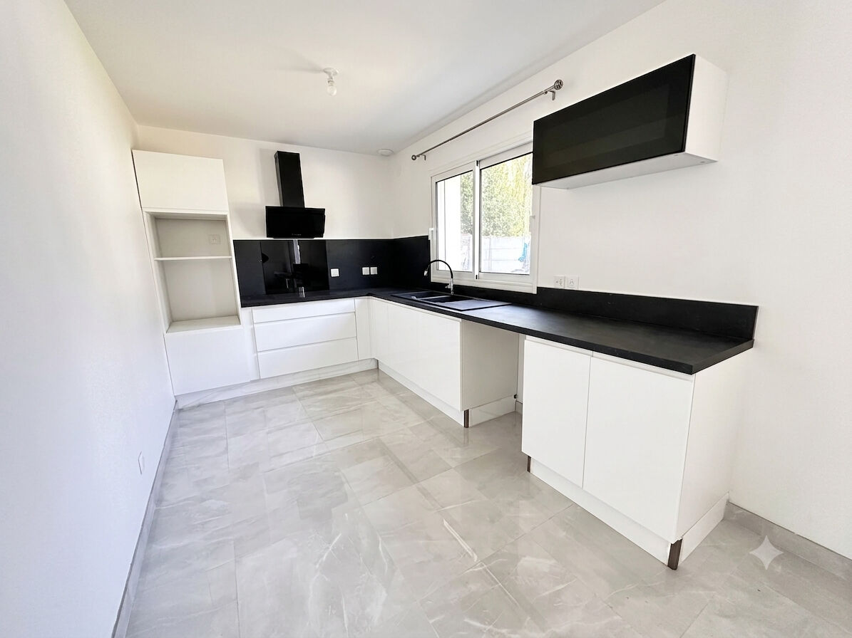 Maison 5 pièces à louer à Combs-la-Ville - Réf. 805921