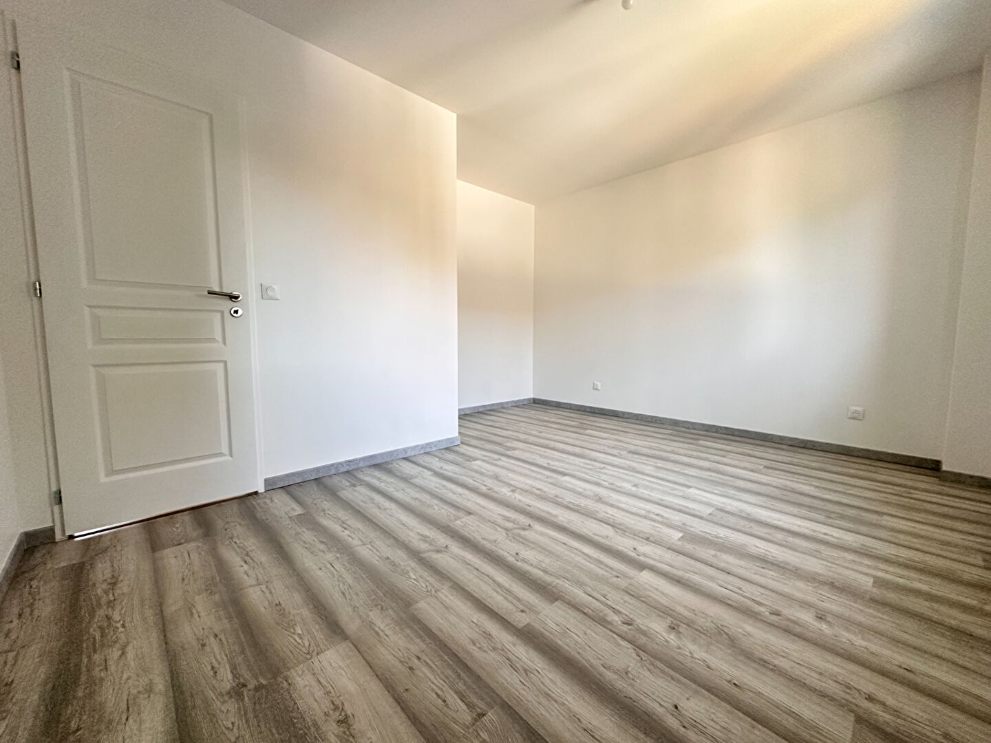 Maison 5 pièces à louer à Combs-la-Ville - Réf. 805921