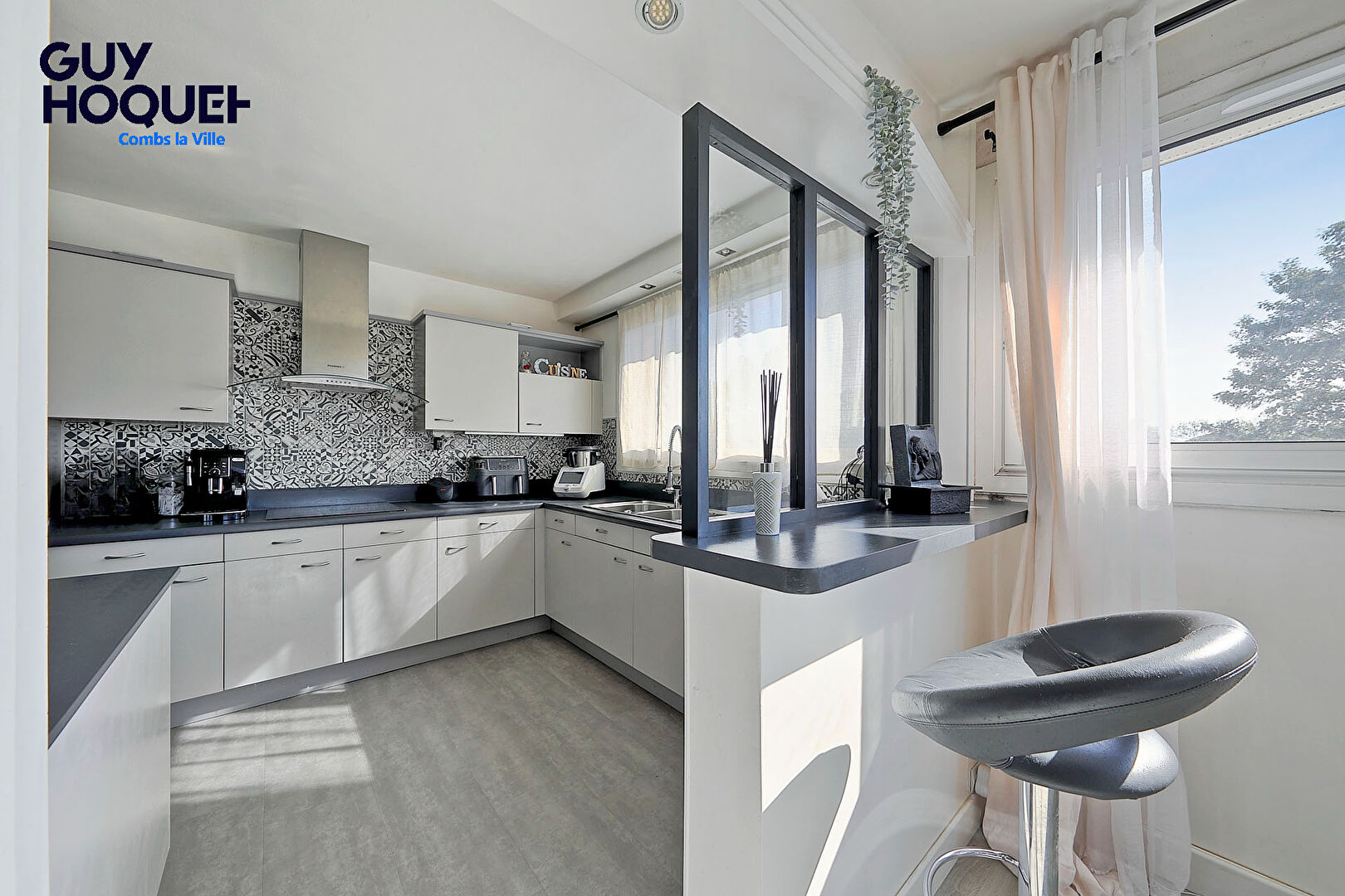 Appartement Combs La Ville 5 pièce(s) 85 m2