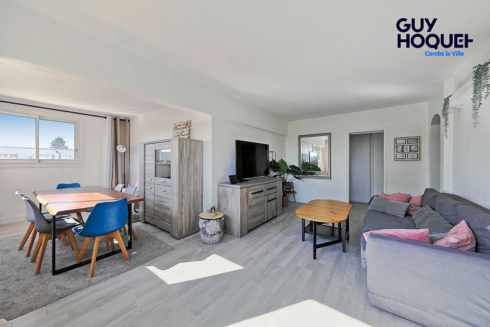 Appartement Combs La Ville 5 pièce(s) 85 m2