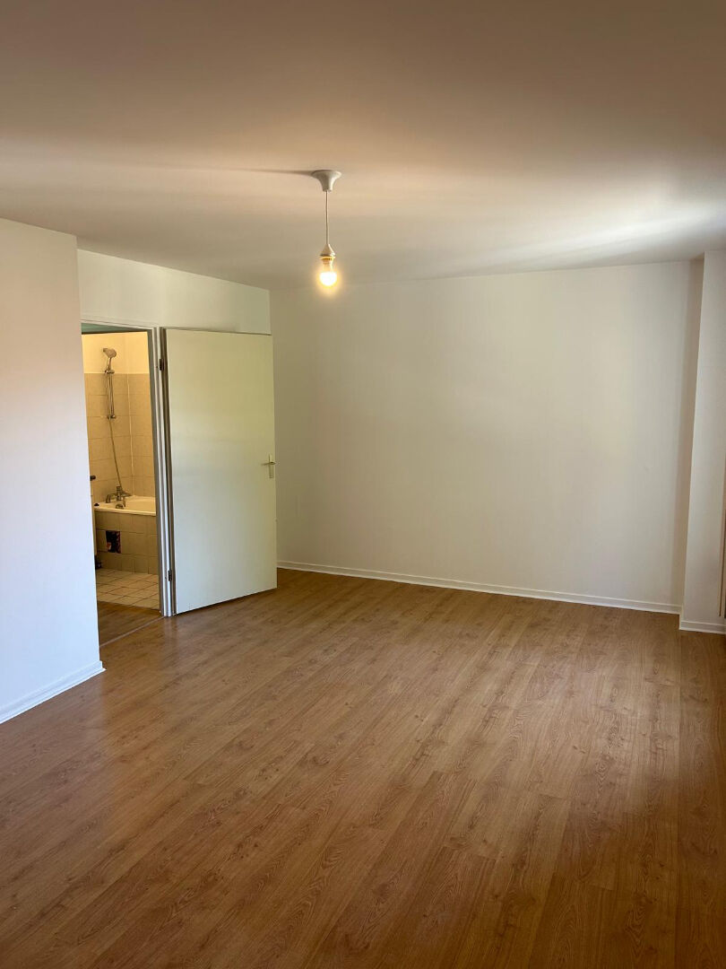 Appartement 1 pièce 34 m² · à Gonesse · 33,5 m² · 69 909 €