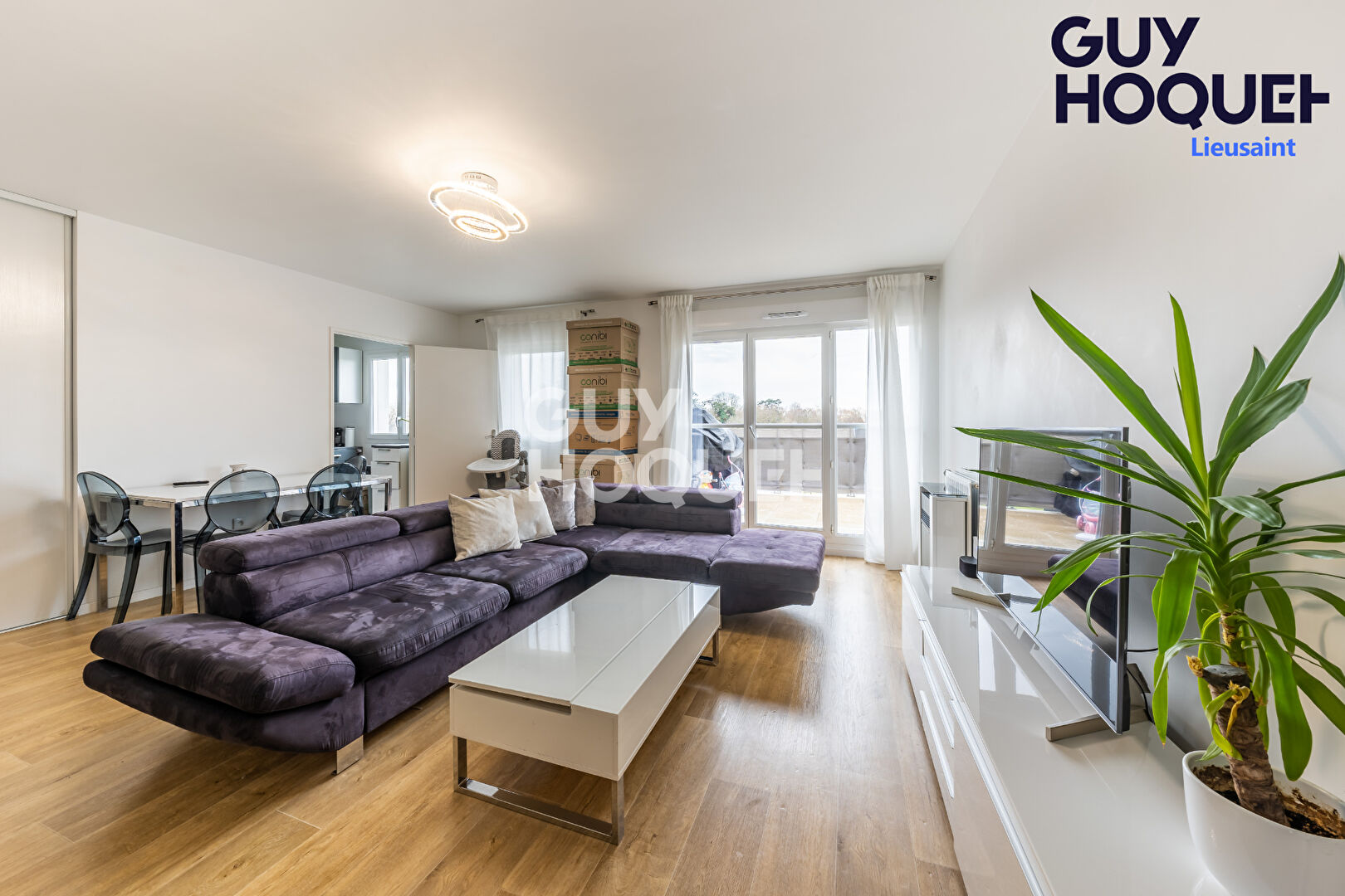 LOCATION : appartement F4 (84 m²) à LIEUSAINT