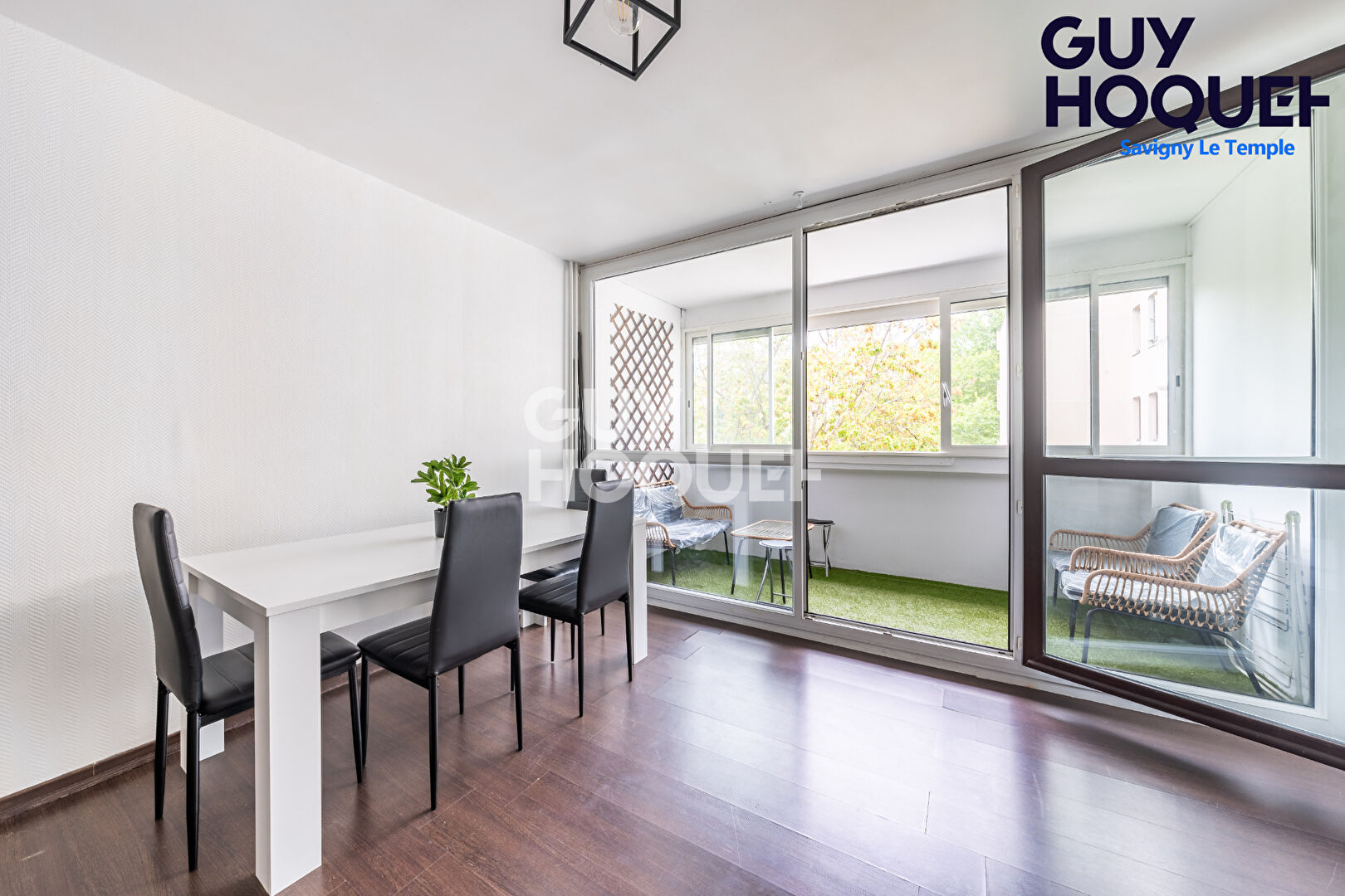 SAVIGNY LE TEMPLE : appartement 3 pièces en location