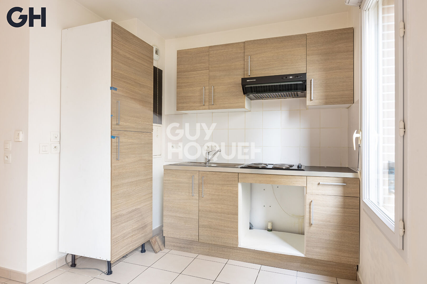 SAVIGNY LE TEMPLE : appartement T2  avec terrasse