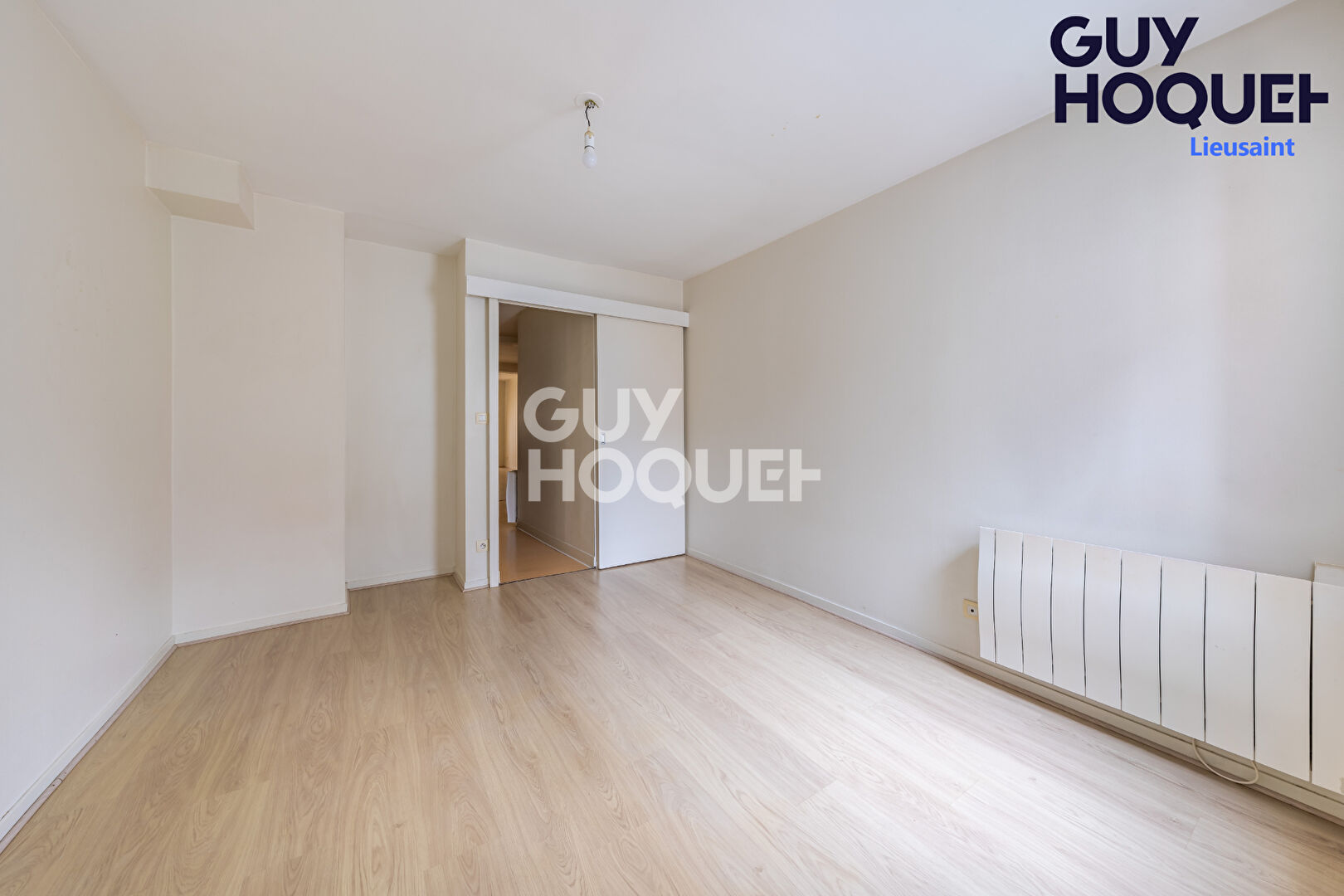 À louer : Appartement 2 pièces à MELUN - Exclusivité Guy Hoquet COMBS LA VILLE