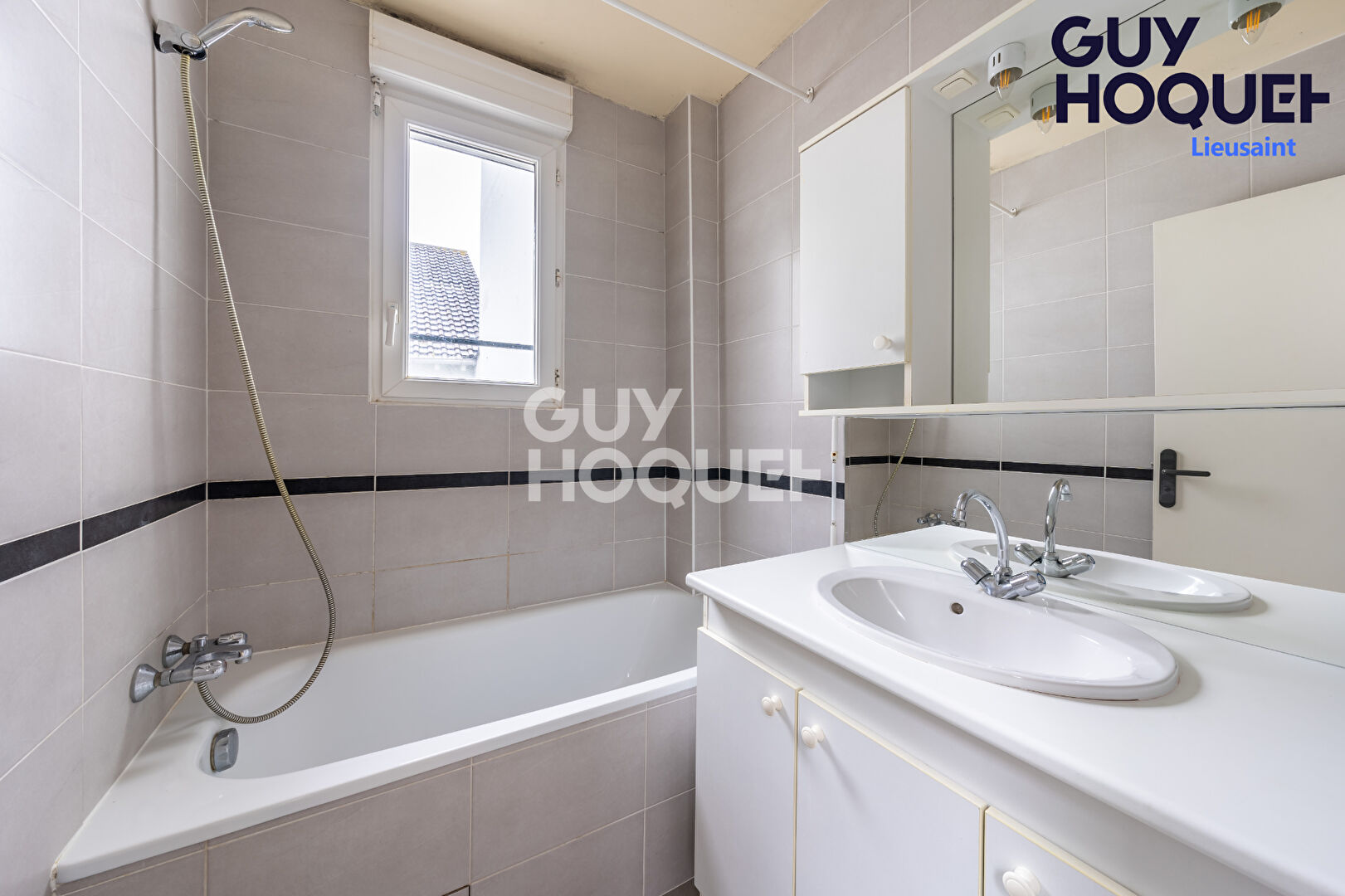 À louer : Appartement 2 pièces à MELUN - Exclusivité Guy Hoquet COMBS LA VILLE