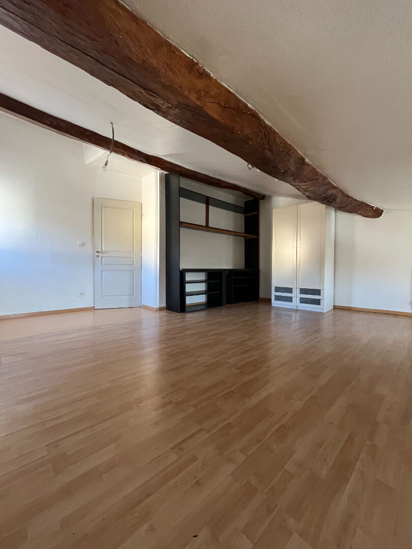 Exclusivité Guy Hoquet Miribel - Maison de village au coeur de la ville