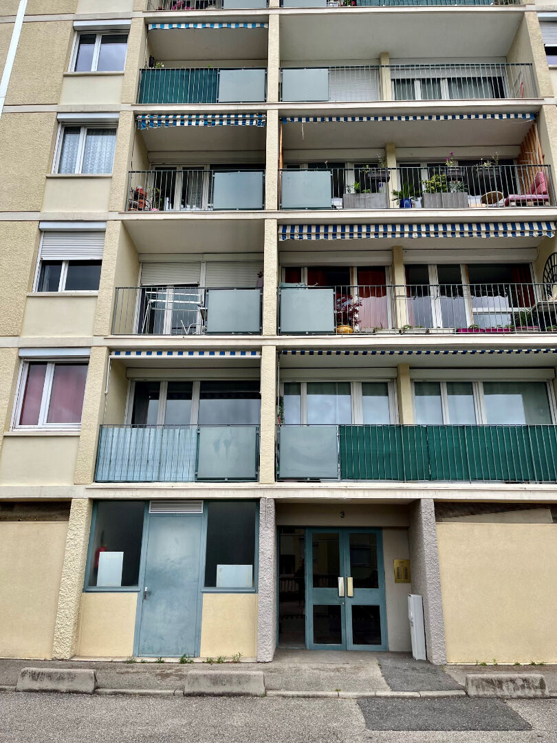 Appartement Fontaines Sur Saône 2 pièces - 57.76 m²