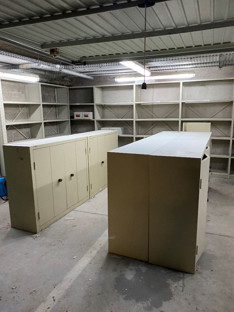 Local professionnel  spacieux à louer - Centre de Rillieux-la-Pape