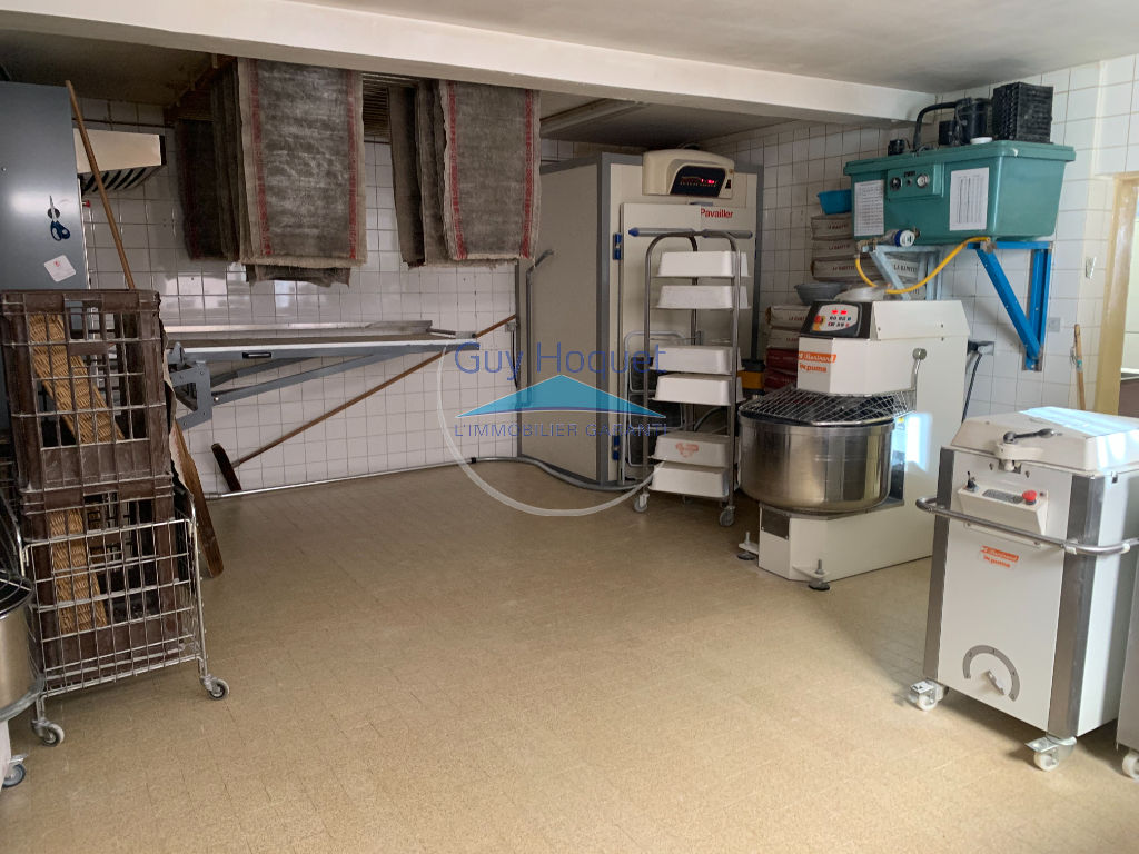 Local commercial Miribel 110 m²