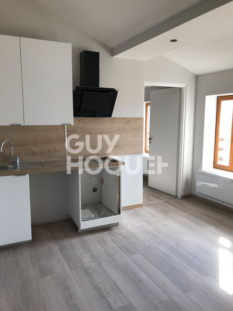 Appartement 2 pièces - 31.32 m² - MIRIBEL CENTRE