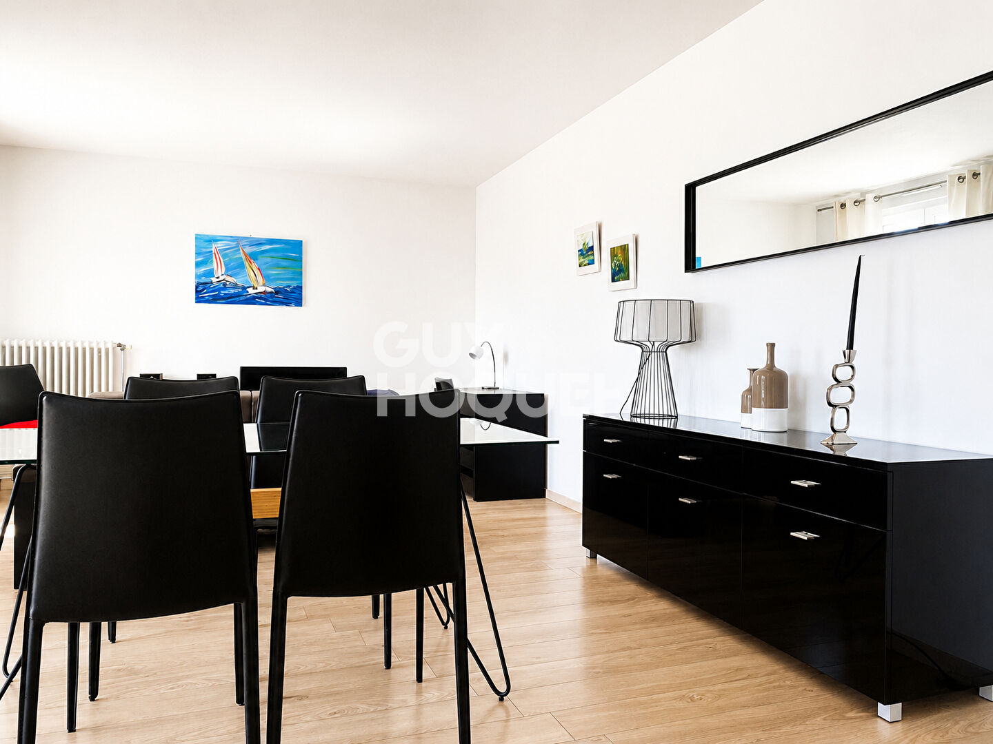 Appartement type 2 avec balcon au calme, à deux pas de la gare et des commerces