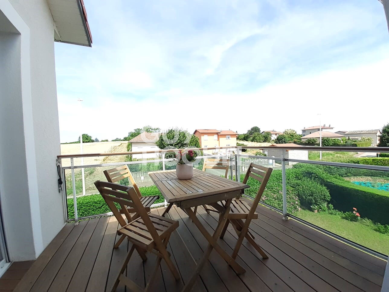 Appartement T4 dans résidence de standing avec piscine à Neyron