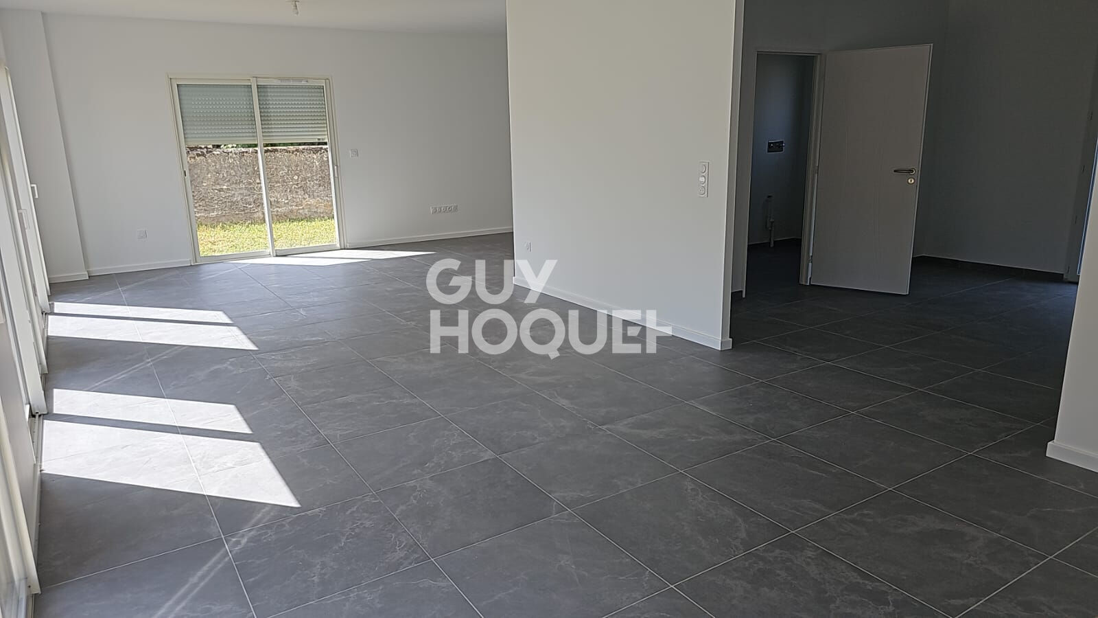 Bureaux Beynost 183.12 m²