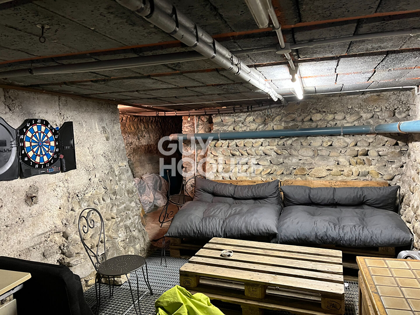 Maison  4 pièces 92 m² - MIRIBEL CENTRE