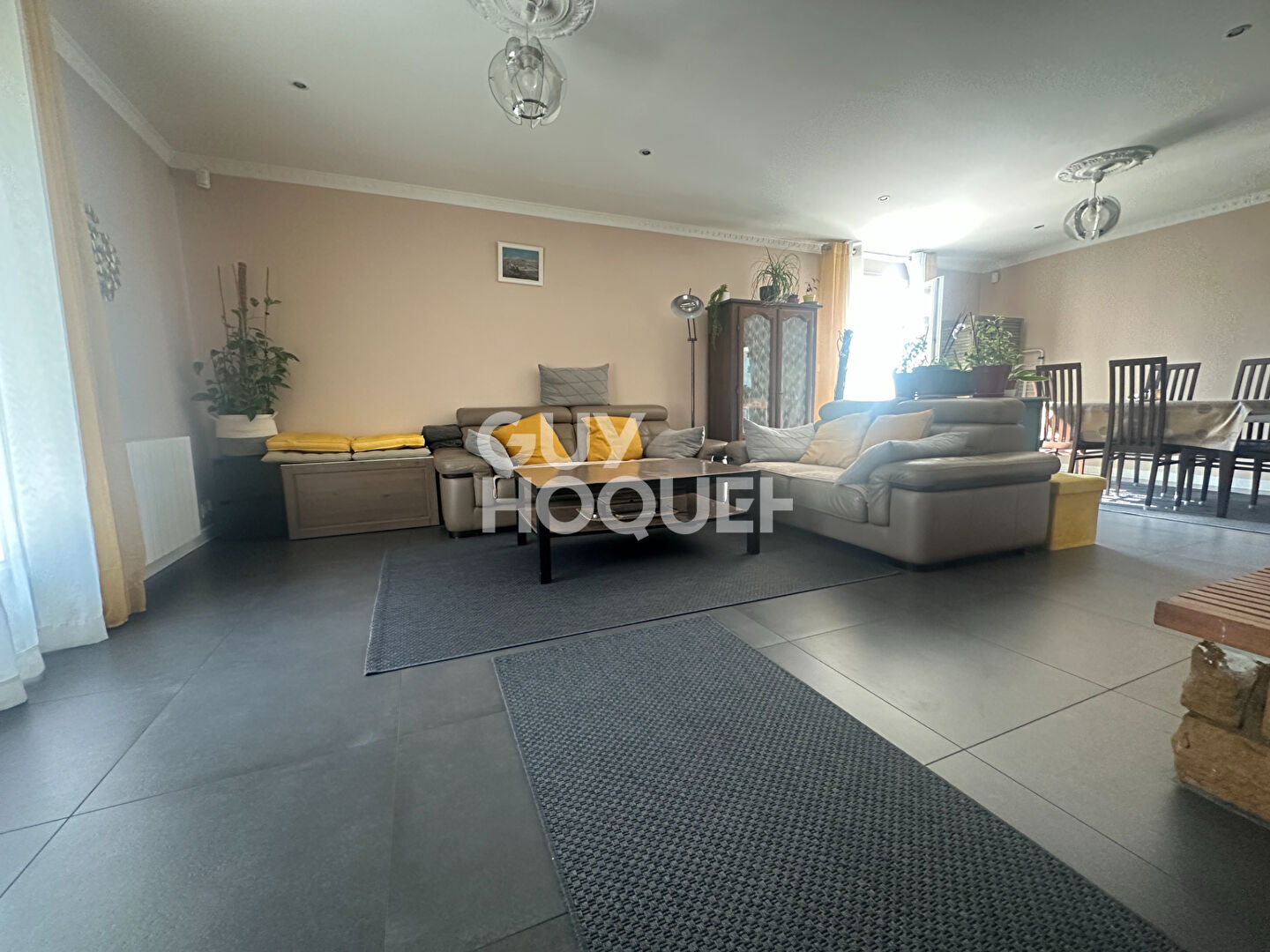 Maison de plain-pied à Saint-Maurice-de-Beynost, secteur recherché