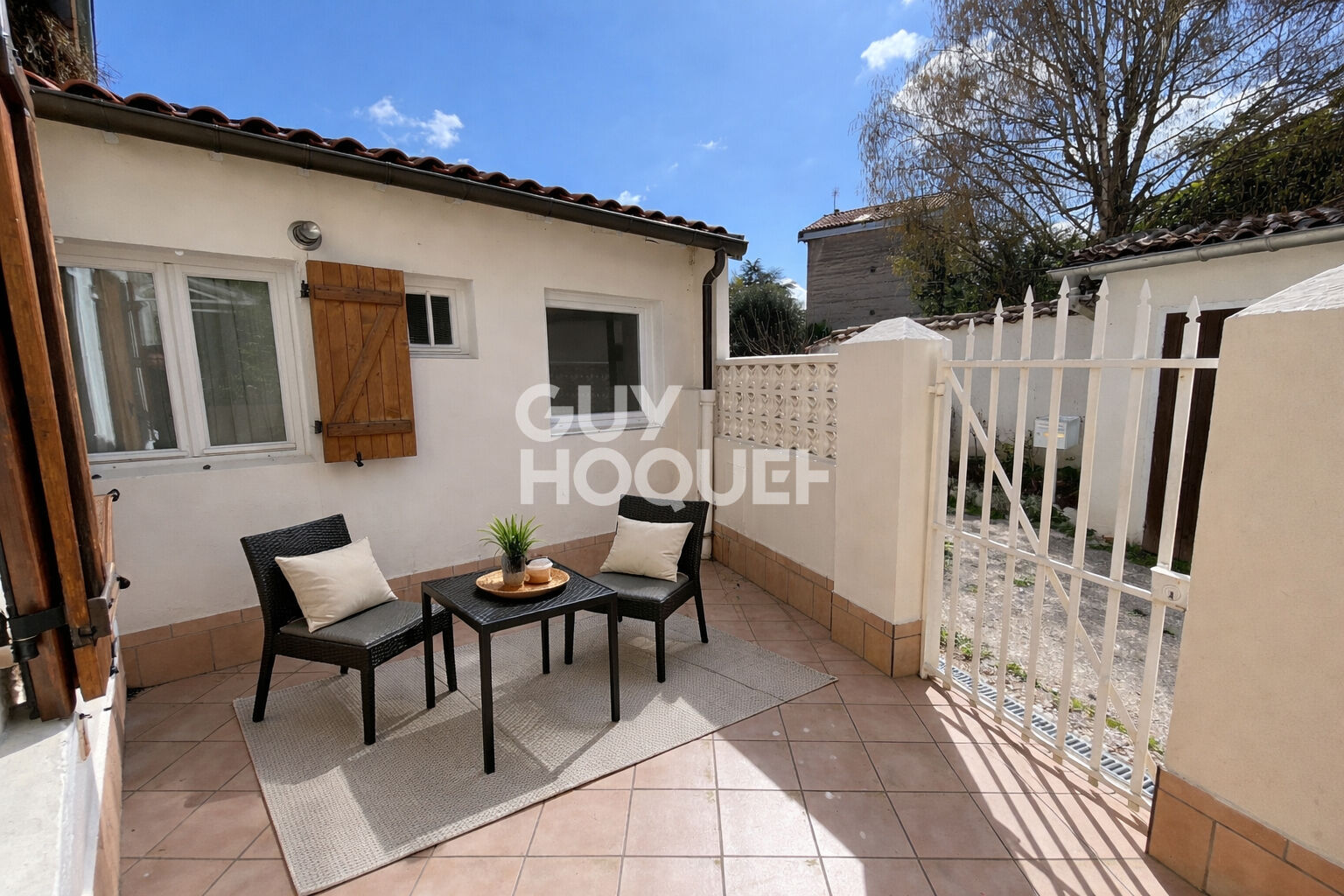 Maison 3 pièces - 90 m²  Jardin & Double garage - Miribel centre