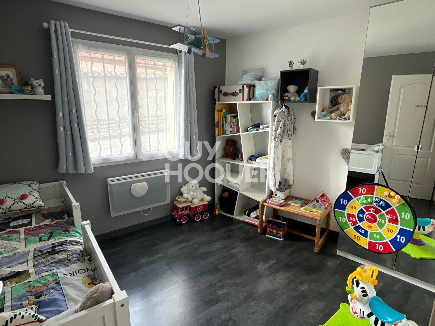 Maison récente de 91 m² avec terrasse et stationnements