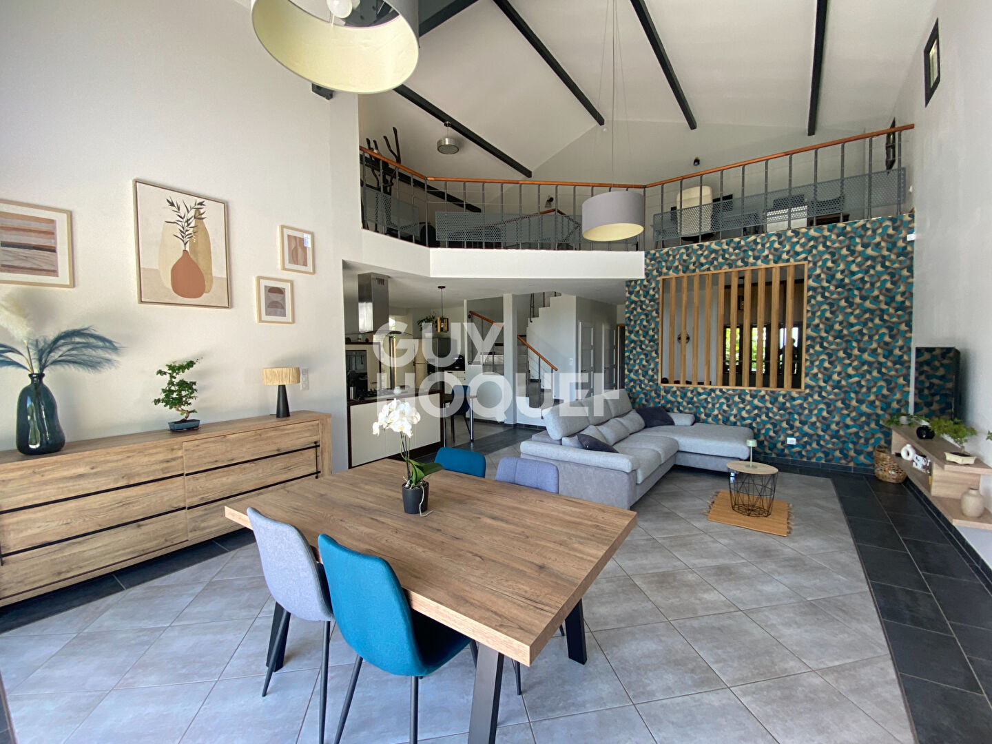 Superbe maison contemporaine sans vis à vis avec piscine et vue dégagée au Mas Rillier