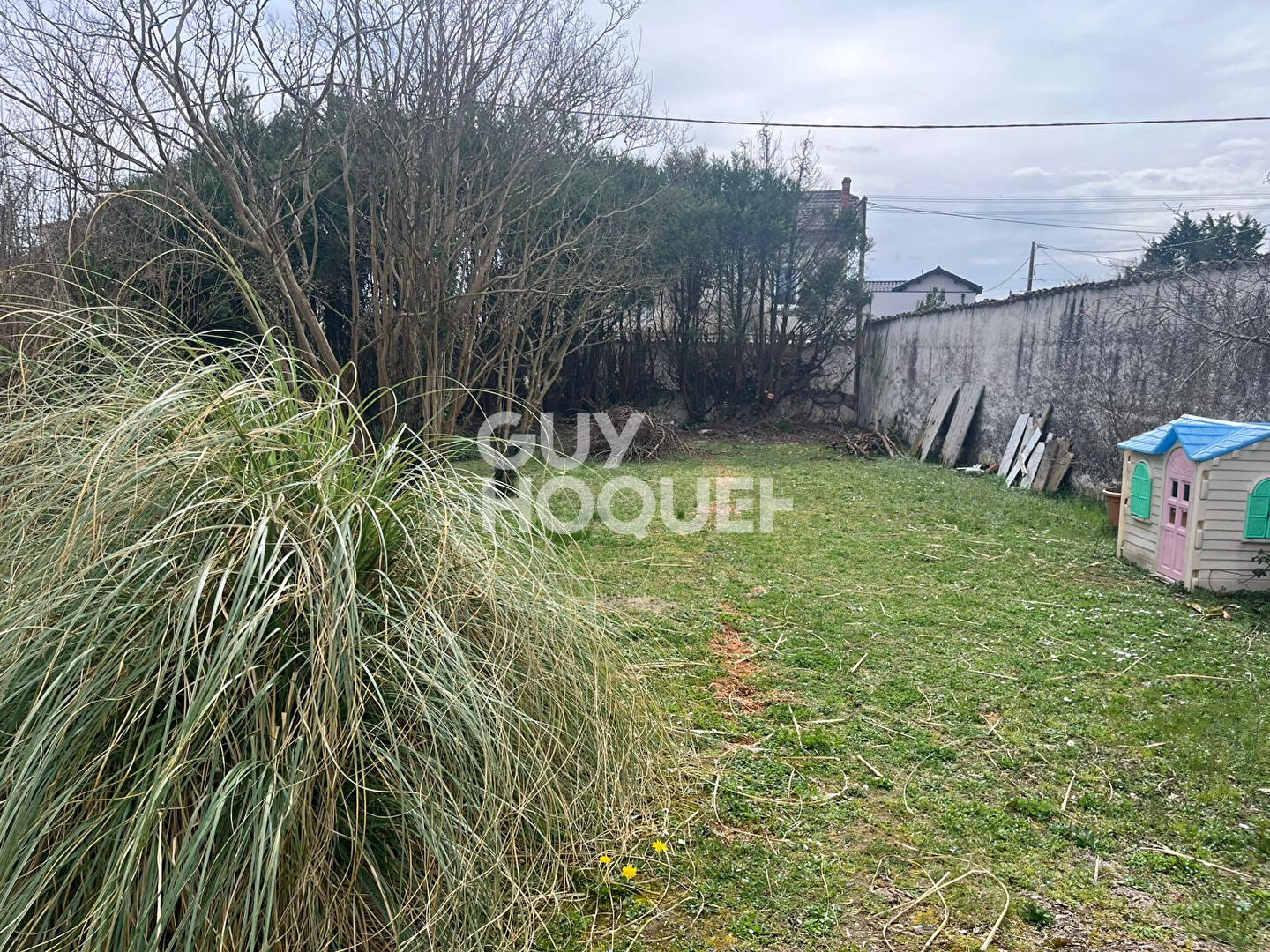 EXCLUSIVITÉ GUY HOQUET MIRIBEL - TERRAIN À BÂTIR - THIL