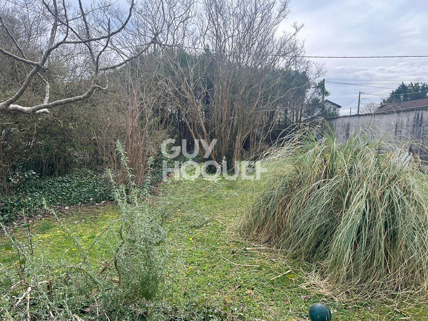 EXCLUSIVITÉ GUY HOQUET MIRIBEL - TERRAIN À BÂTIR - THIL