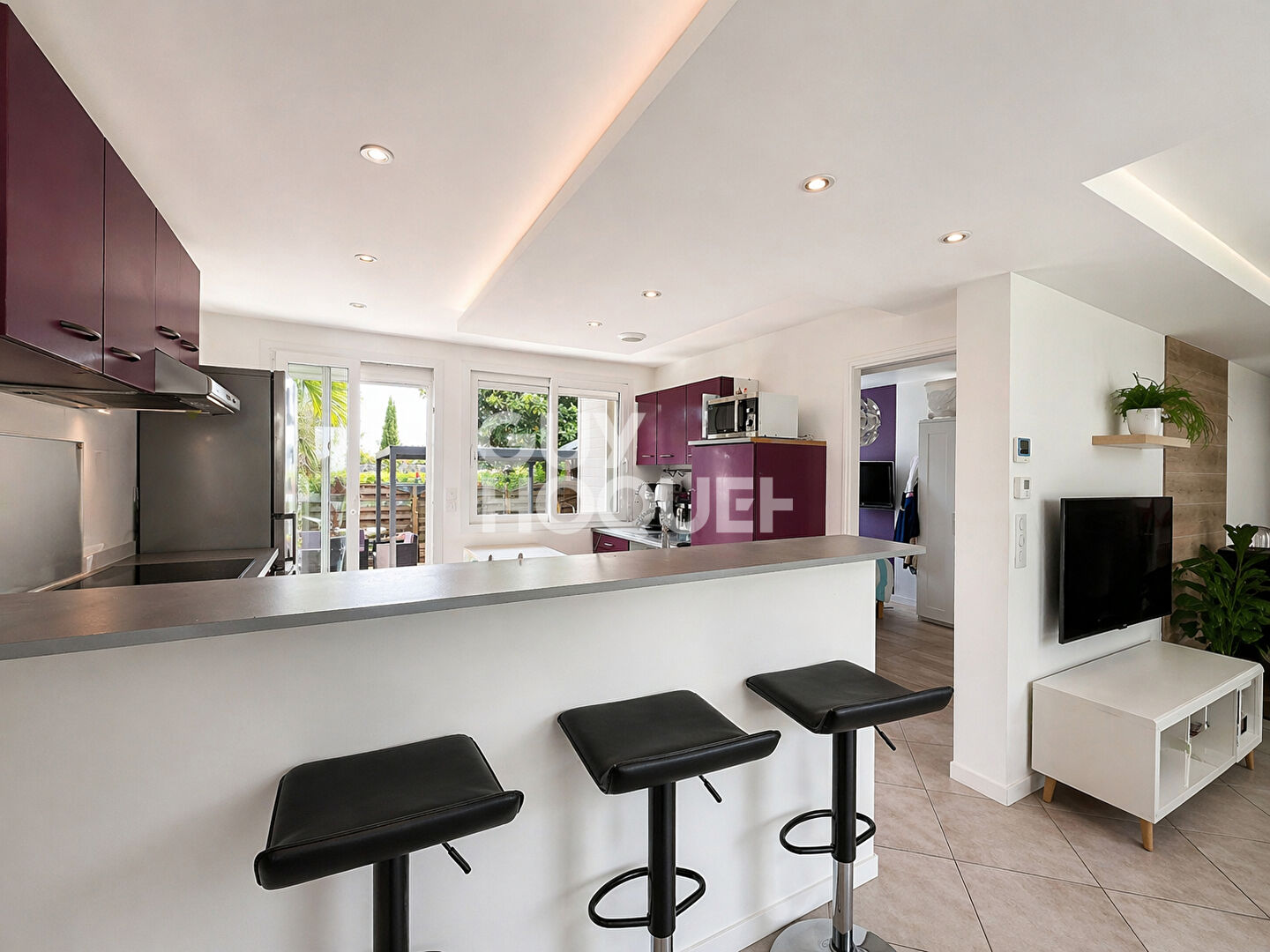 Appartement en rez de jardin avec exceptionnel jardin privatif à La Boisse