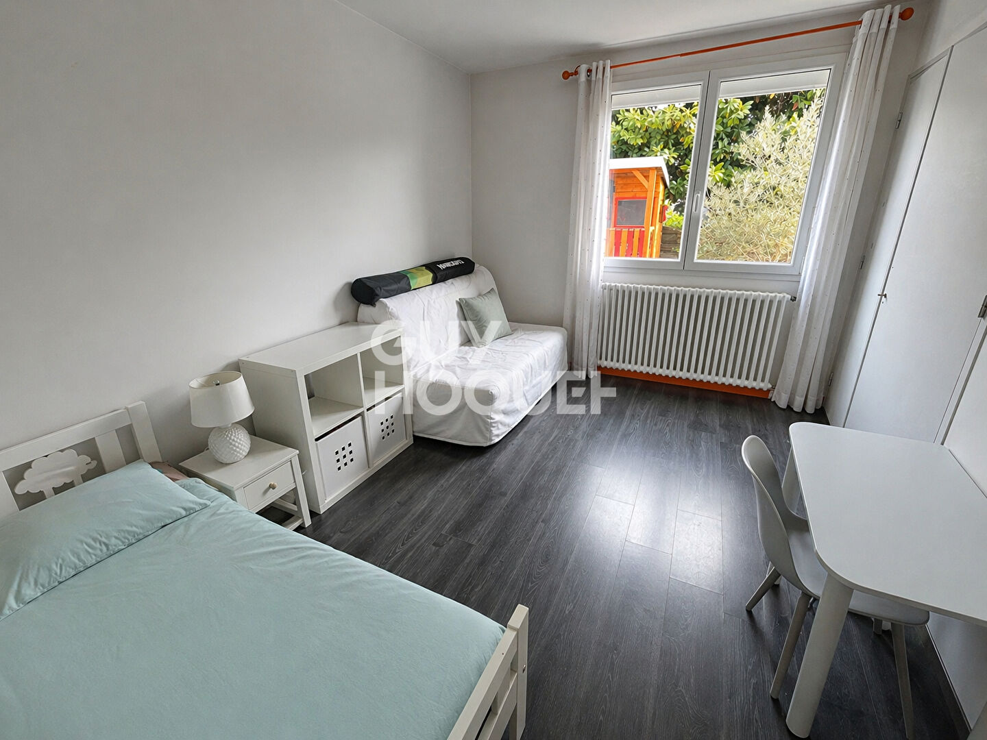 Appartement en rez de jardin avec exceptionnel jardin privatif à La Boisse