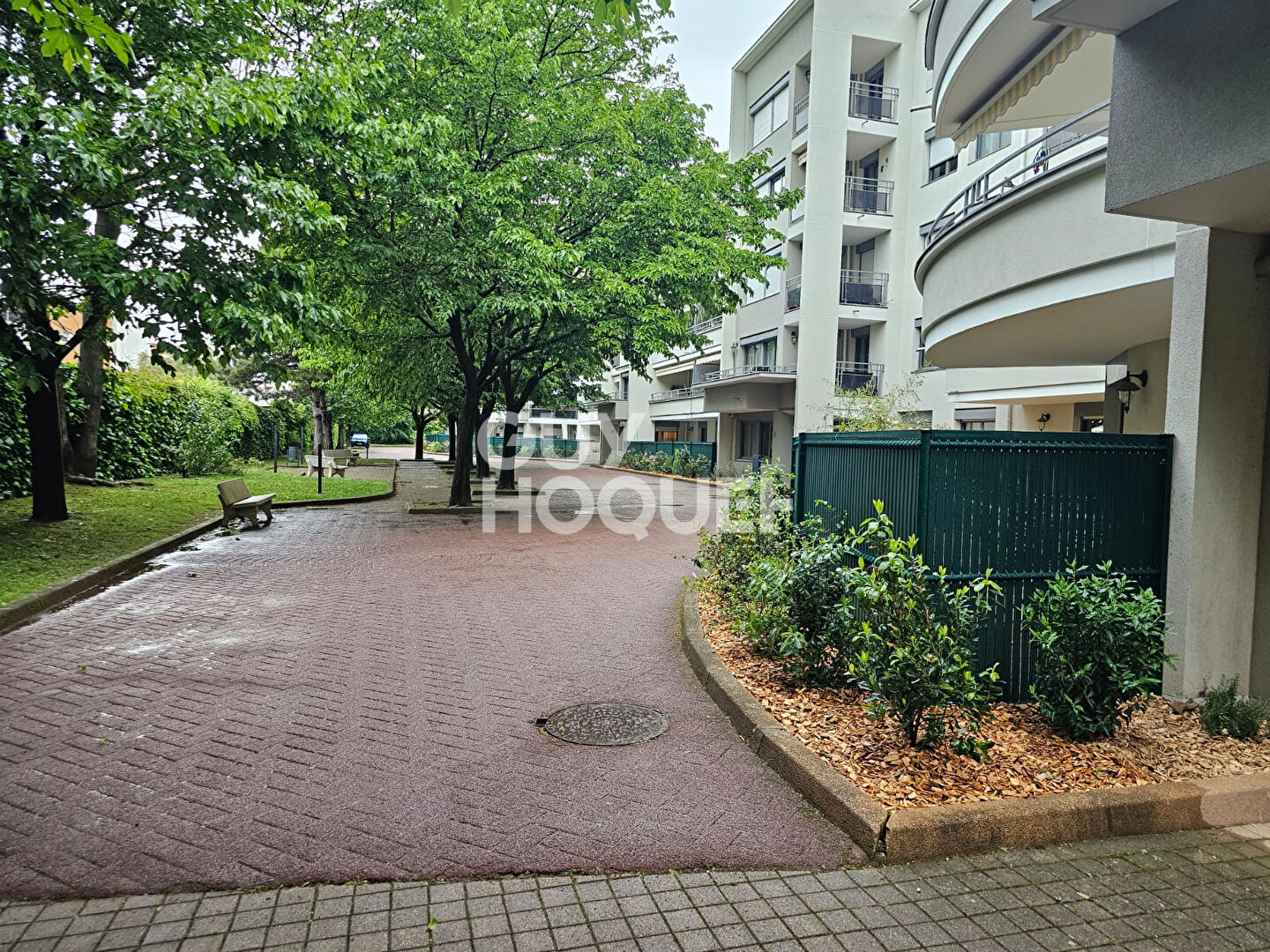 Appartement  rez-de-jardin Villeurbanne 7 pièces 161.30 m2