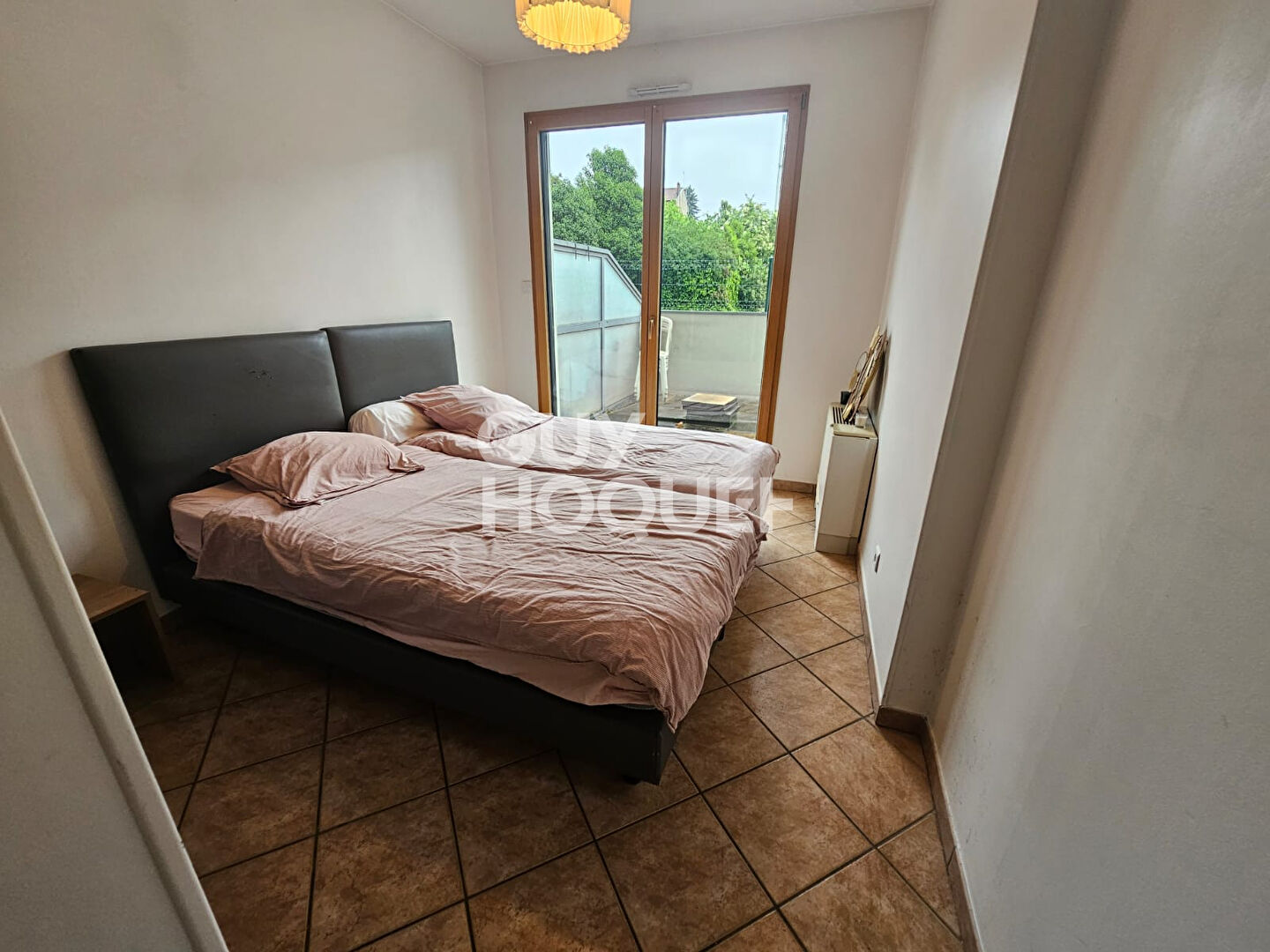 Appartement  rez-de-jardin Villeurbanne 7 pièces 161.30 m2